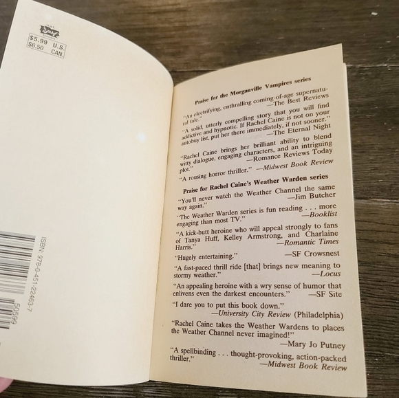 Feast of Fools by Rachel Caine Book The Morganville Vampires Book Four - Picture 6 of 6